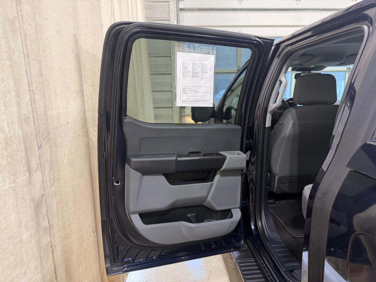 Ford F-150 XL 4WD SuperCrew 5.5' Box 2022