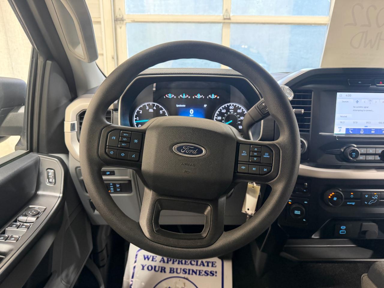 Ford F-150 XL 4WD SuperCrew 5.5' Box 2022