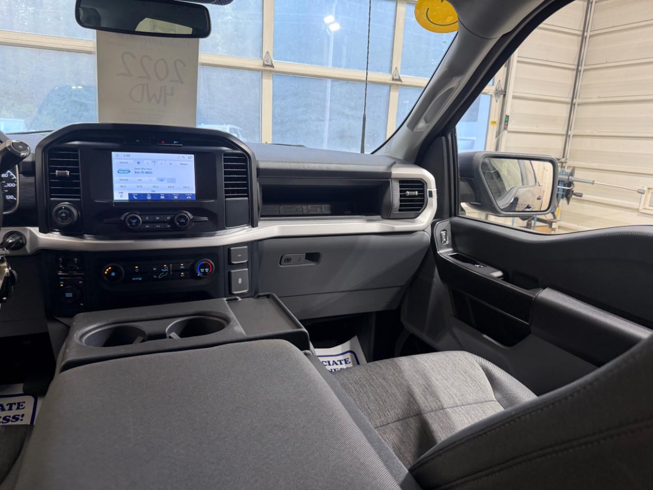 Ford F-150 XL 4WD SuperCrew 5.5' Box 2022