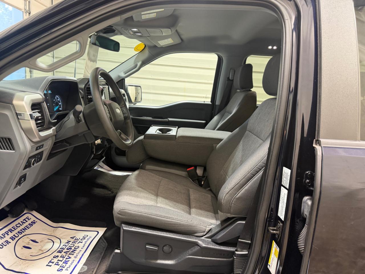 Ford F-150 XL 4WD SuperCrew 5.5' Box 2022