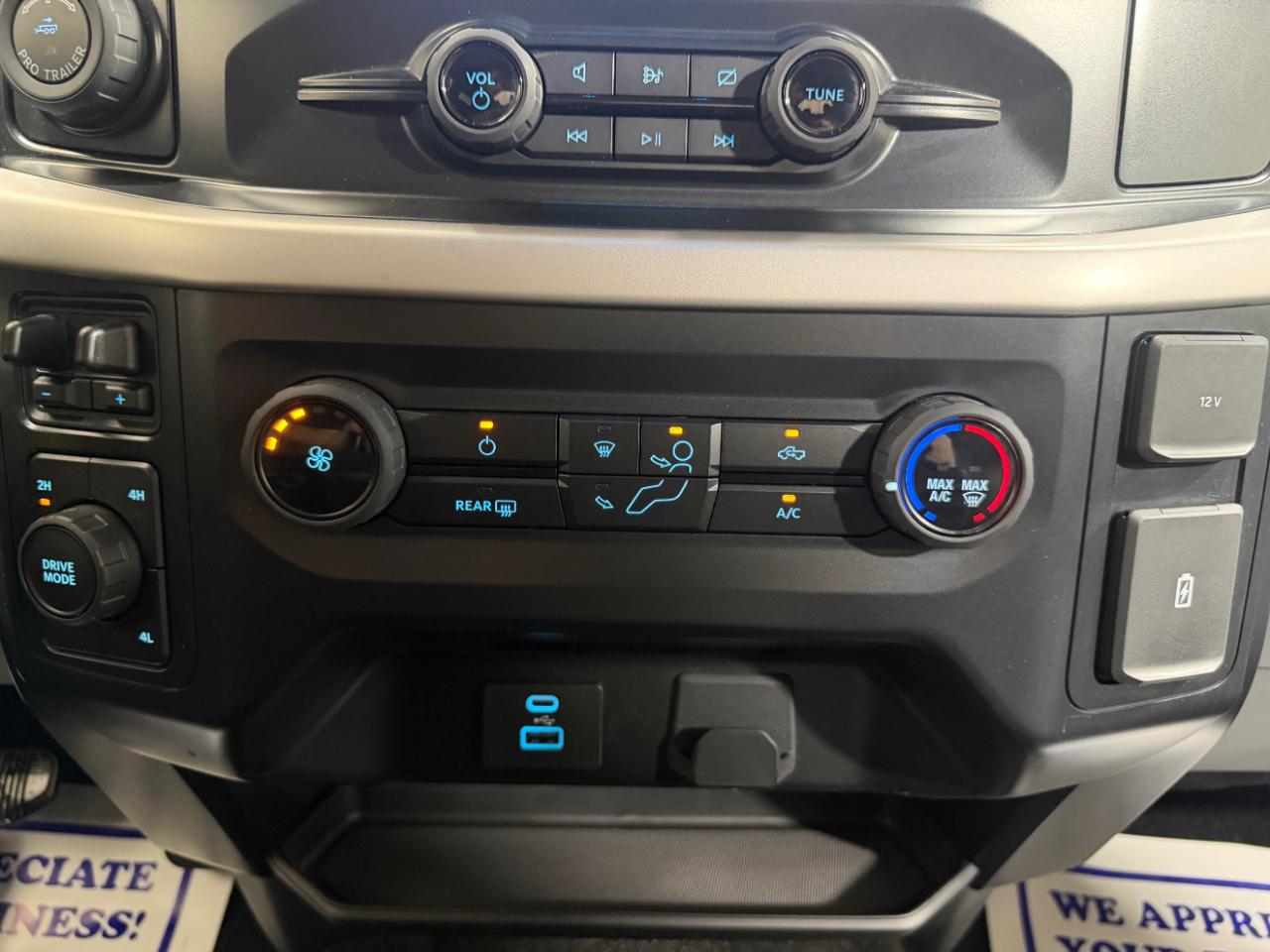 Ford F-150 XL 4WD SuperCrew 5.5' Box 2022