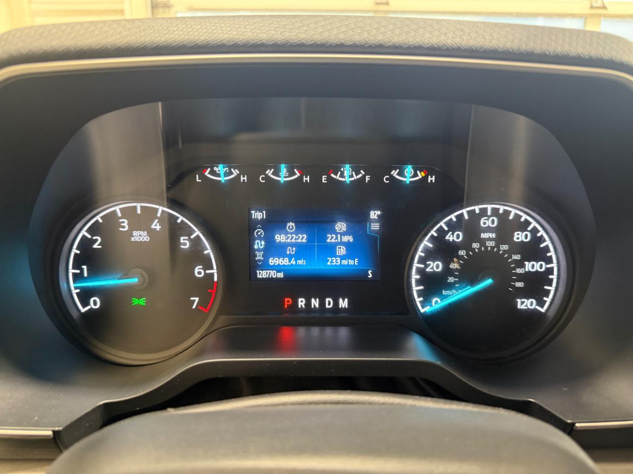 Ford F-150 XL 4WD SuperCrew 5.5' Box 2022