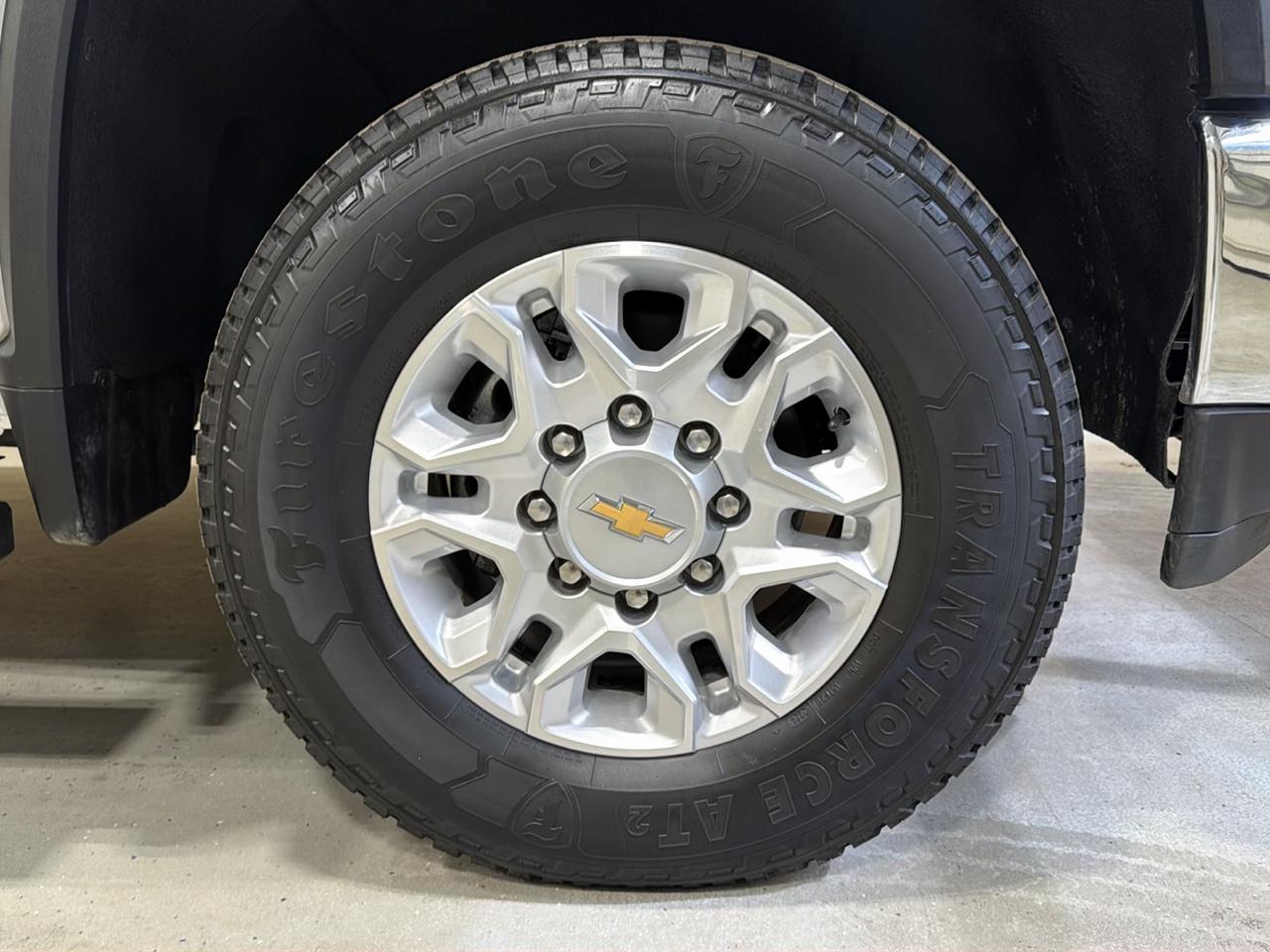 Chevrolet Silverado 2500HD 4WD Crew Cab 159" LT 2023