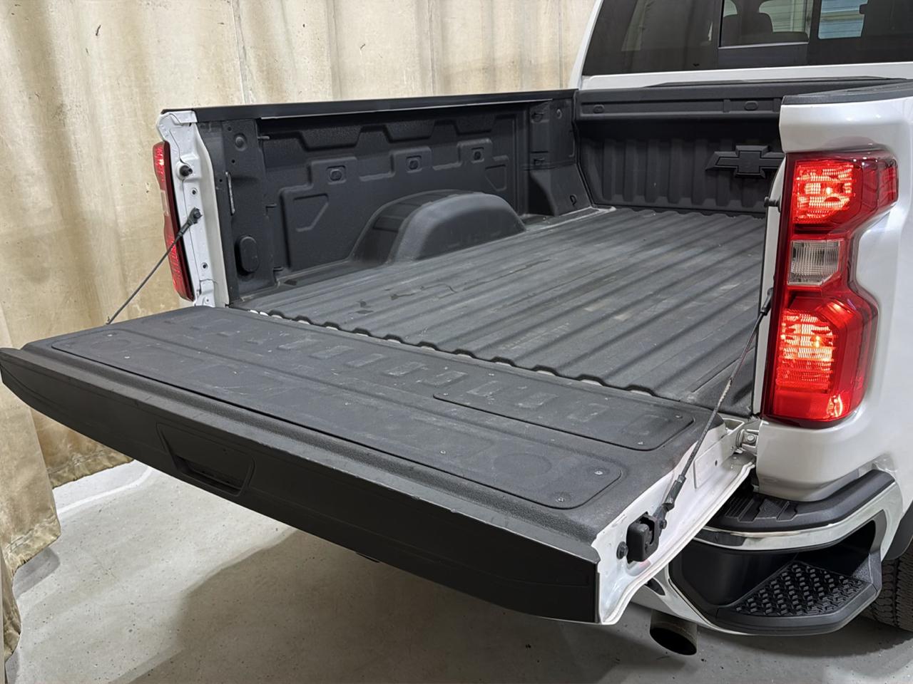 Chevrolet Silverado 2500HD 4WD Crew Cab 159" LT 2023
