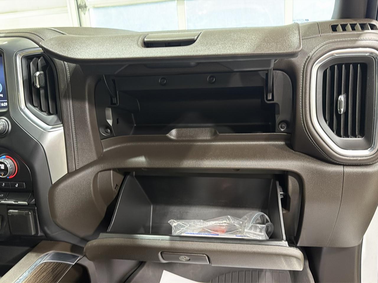 Chevrolet Silverado 2500HD 4WD Crew Cab 159" LT 2023