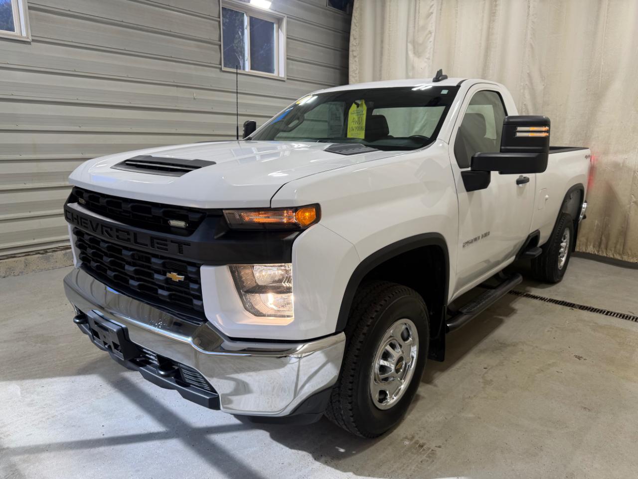 Chevrolet Silverado 2500HD 4WD Reg Cab 142" Work Truck 2022