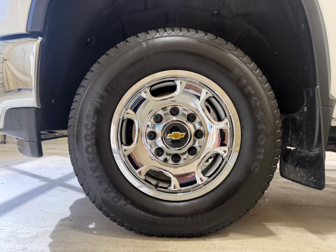 Chevrolet Silverado 2500HD 4WD Reg Cab 142" Work Truck 2022