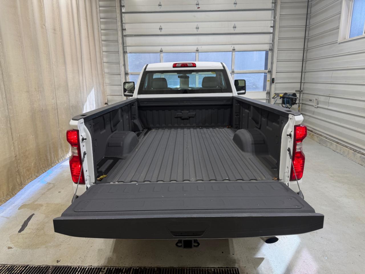 Chevrolet Silverado 2500HD 4WD Reg Cab 142" Work Truck 2022