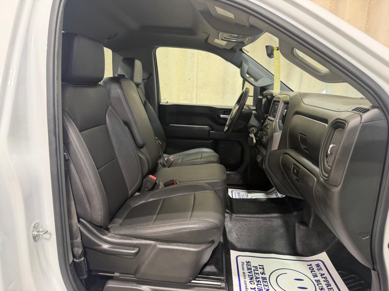 Chevrolet Silverado 2500HD 4WD Reg Cab 142" Work Truck 2022