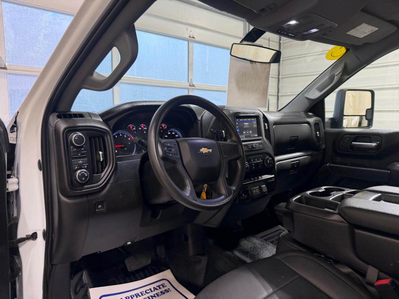 Chevrolet Silverado 2500HD 4WD Reg Cab 142" Work Truck 2022