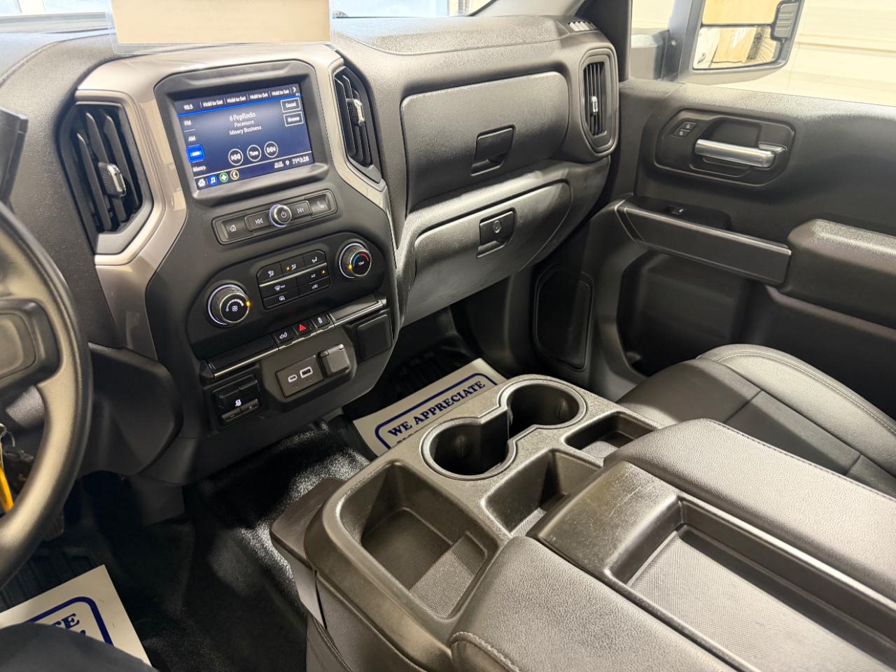 Chevrolet Silverado 2500HD 4WD Reg Cab 142" Work Truck 2022
