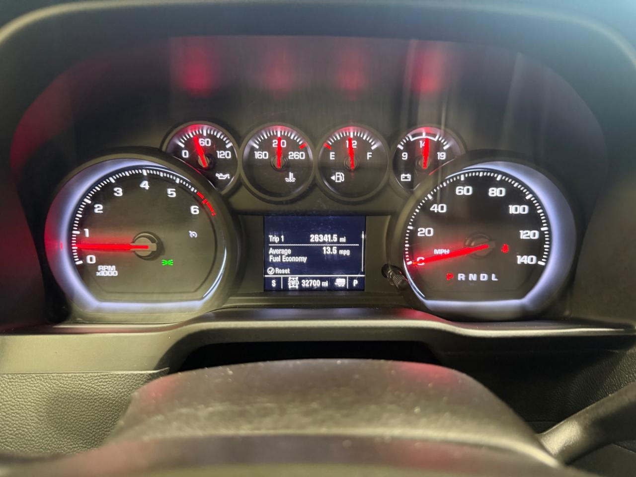Chevrolet Silverado 2500HD 4WD Reg Cab 142" Work Truck 2022
