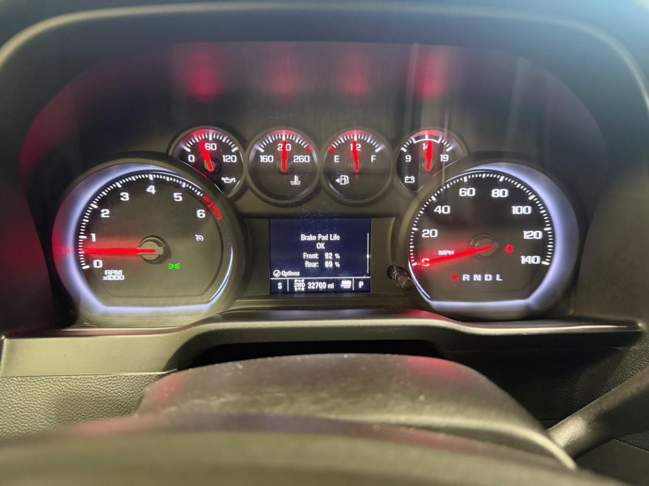 Chevrolet Silverado 2500HD 4WD Reg Cab 142" Work Truck 2022