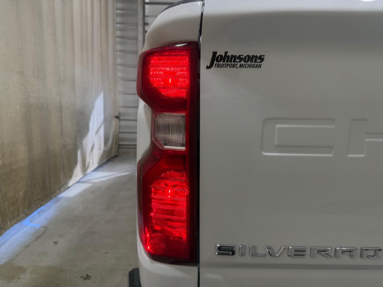 Chevrolet Silverado 2500HD 4WD Reg Cab 142" Work Truck 2022