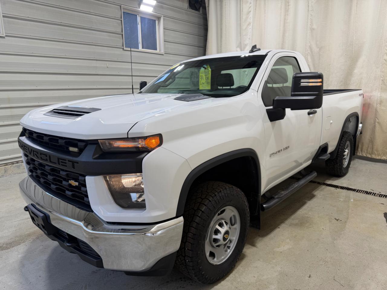 Chevrolet Silverado 2500HD 4WD Reg Cab 142" Work Truck 2022