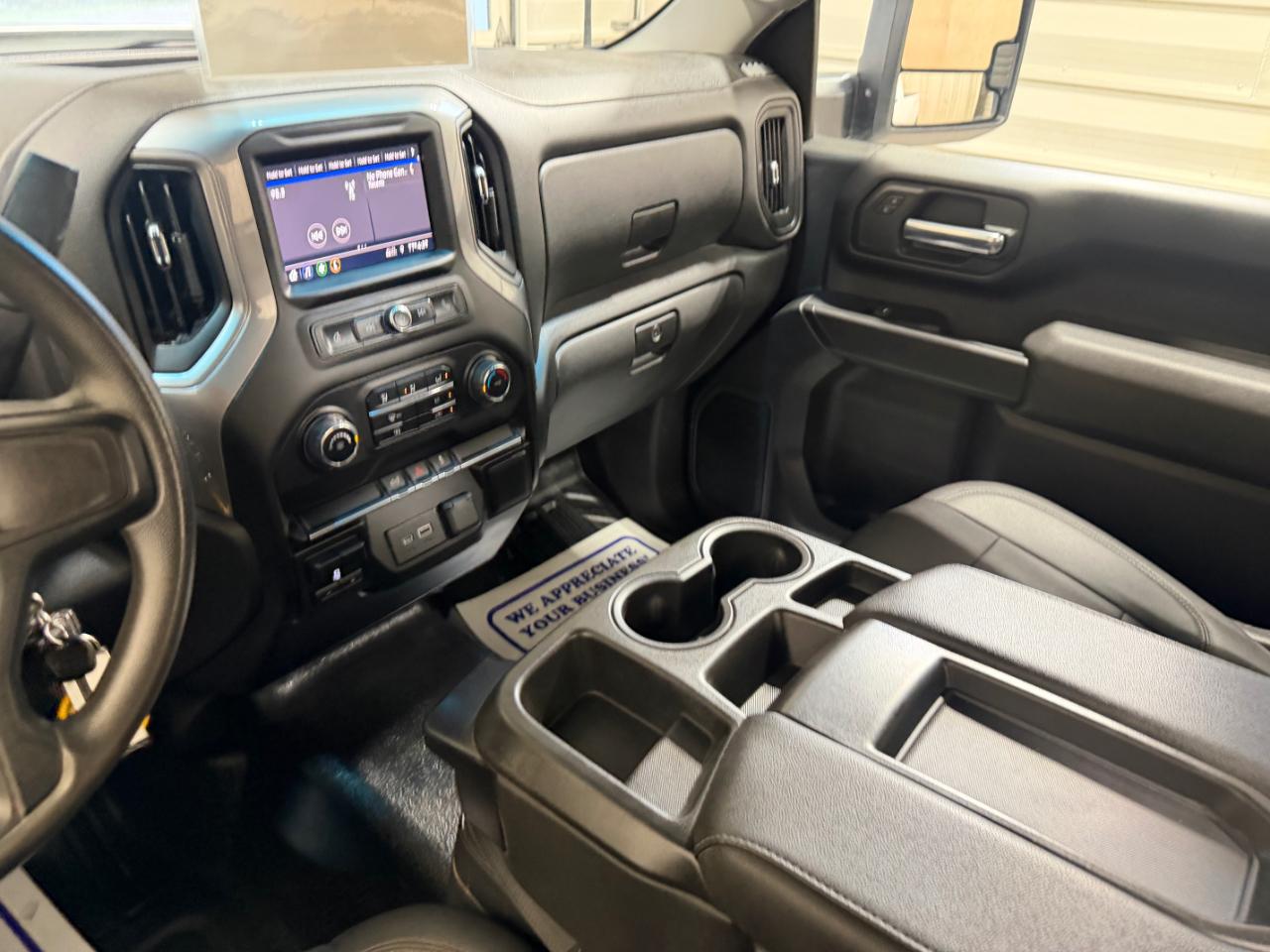 Chevrolet Silverado 2500HD 4WD Reg Cab 142" Work Truck 2022