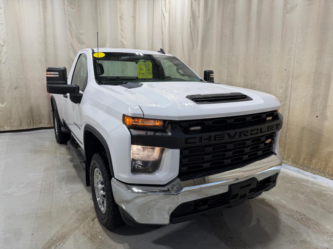 Chevrolet Silverado 2500HD 4WD Reg Cab 142" Work Truck 2022