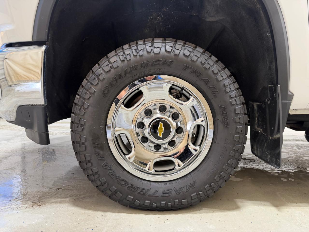 Chevrolet Silverado 2500HD 4WD Reg Cab 142" Work Truck 2022