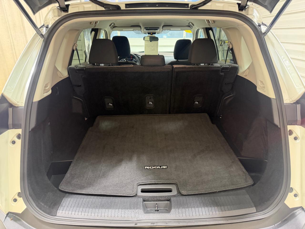 Nissan Rogue AWD SV 2022
