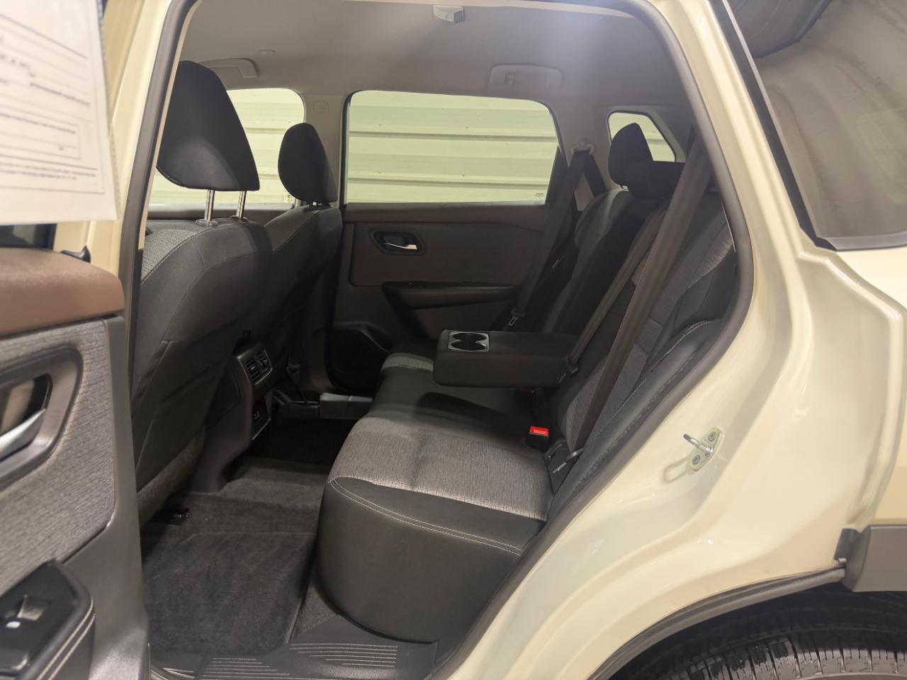 Nissan Rogue AWD SV 2022