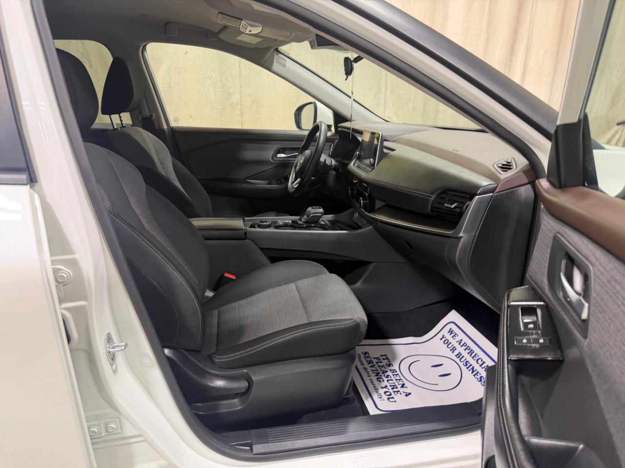 Nissan Rogue AWD SV 2022
