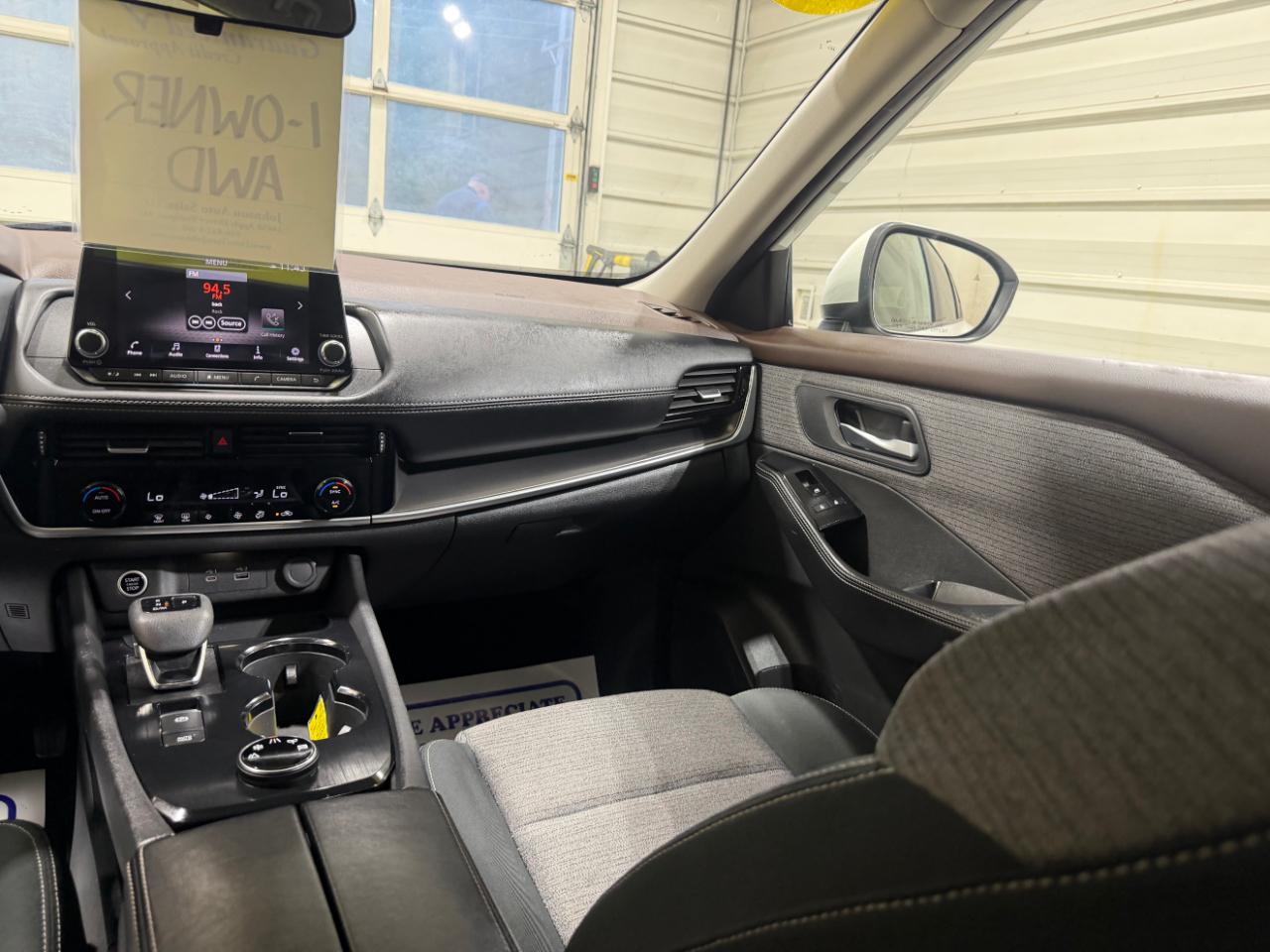 Nissan Rogue AWD SV 2022
