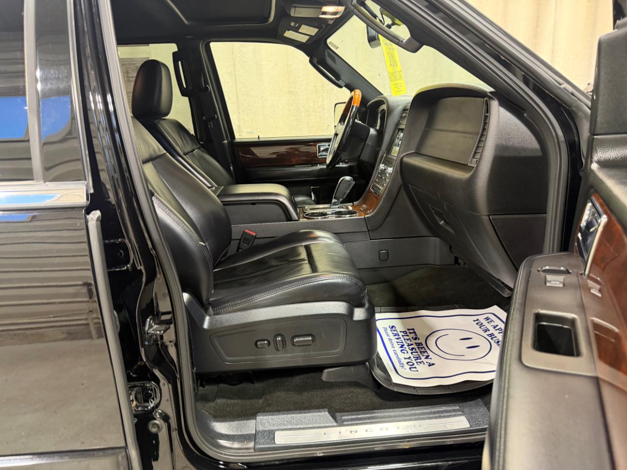 Lincoln Navigator L 4WD 4dr Select 2016