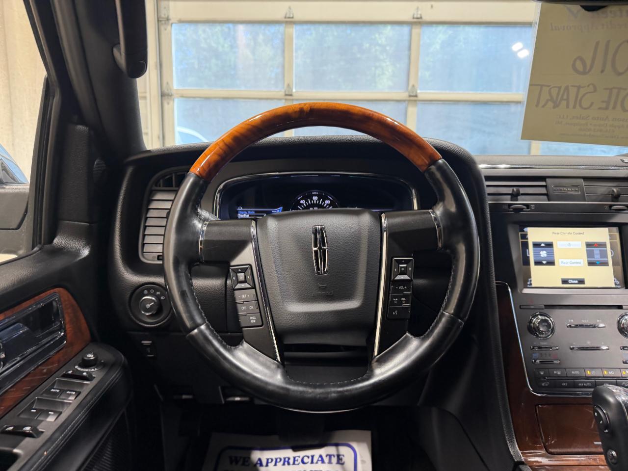 Lincoln Navigator L 4WD 4dr Select 2016
