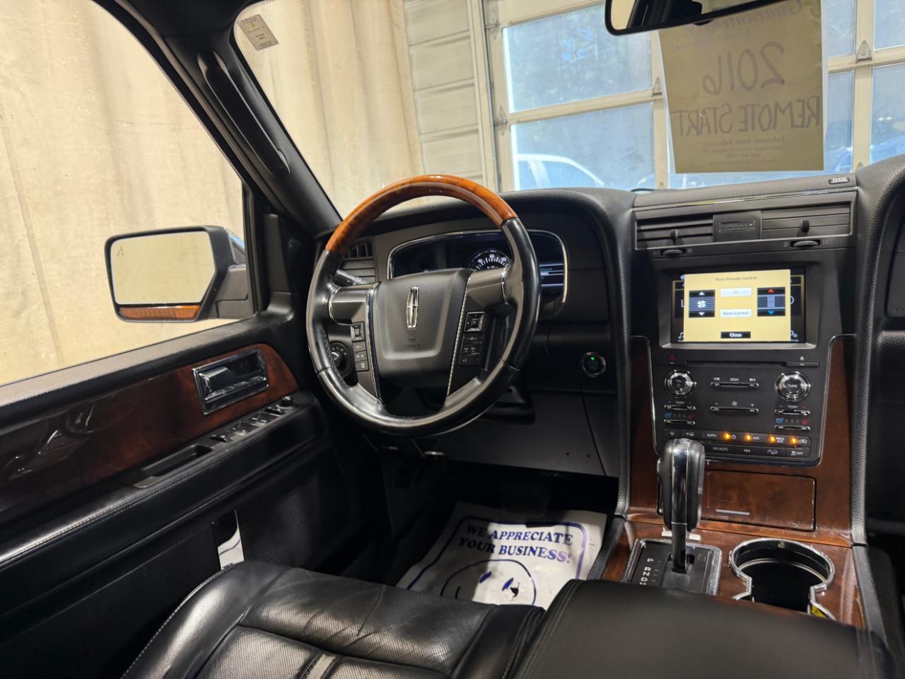 Lincoln Navigator L 4WD 4dr Select 2016