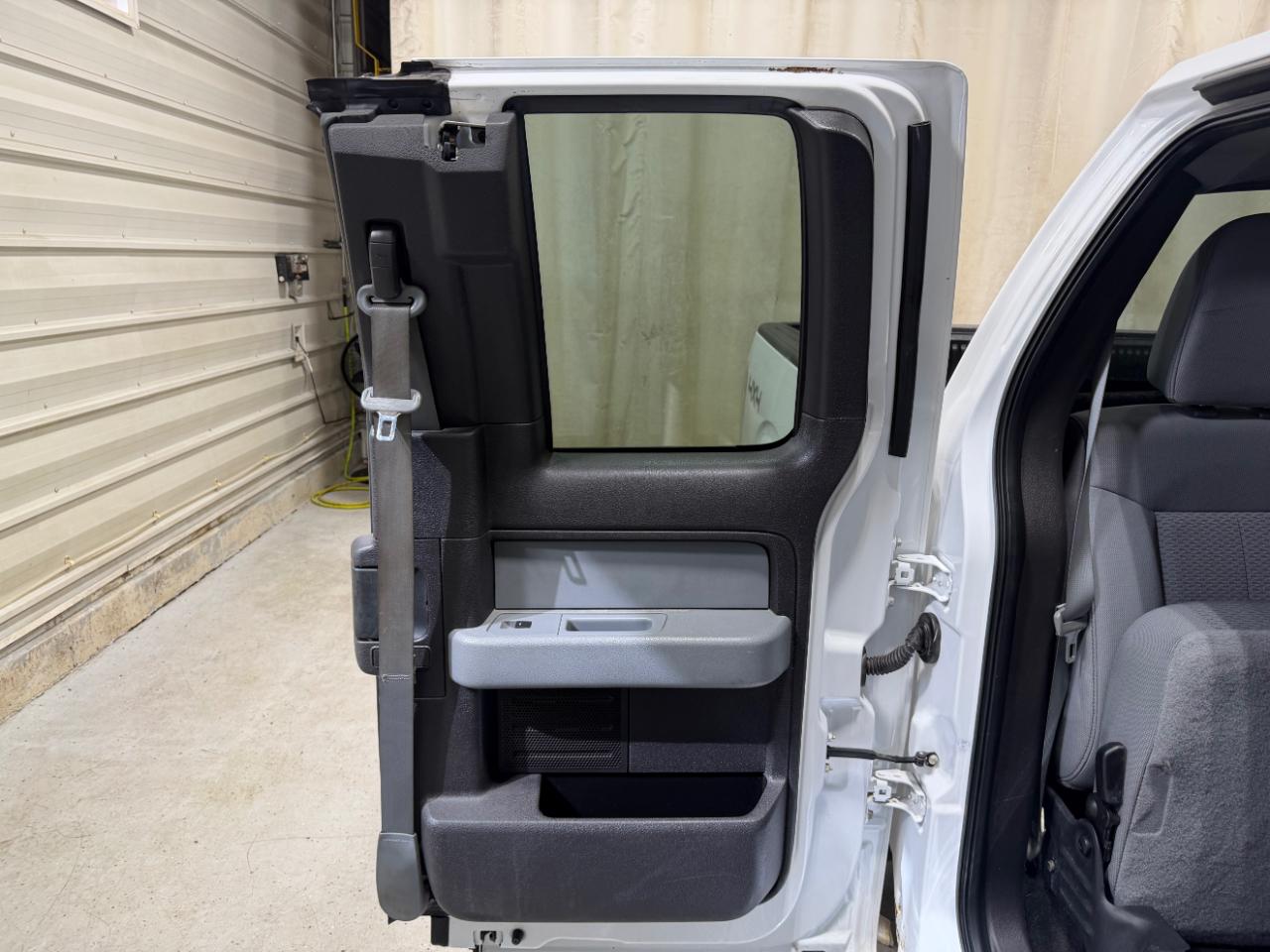 Ford F-150 4WD SuperCab 145" XLT 2011