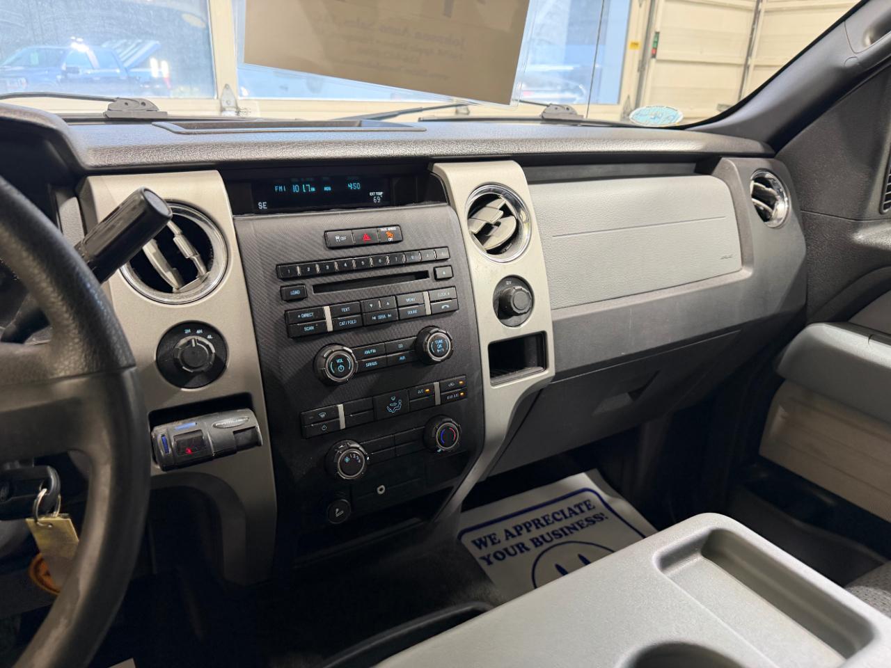 Ford F-150 4WD SuperCab 145" XLT 2011