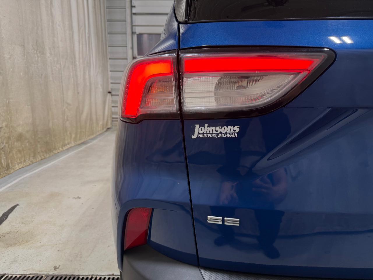 Ford Escape SE Hybrid FWD 2022