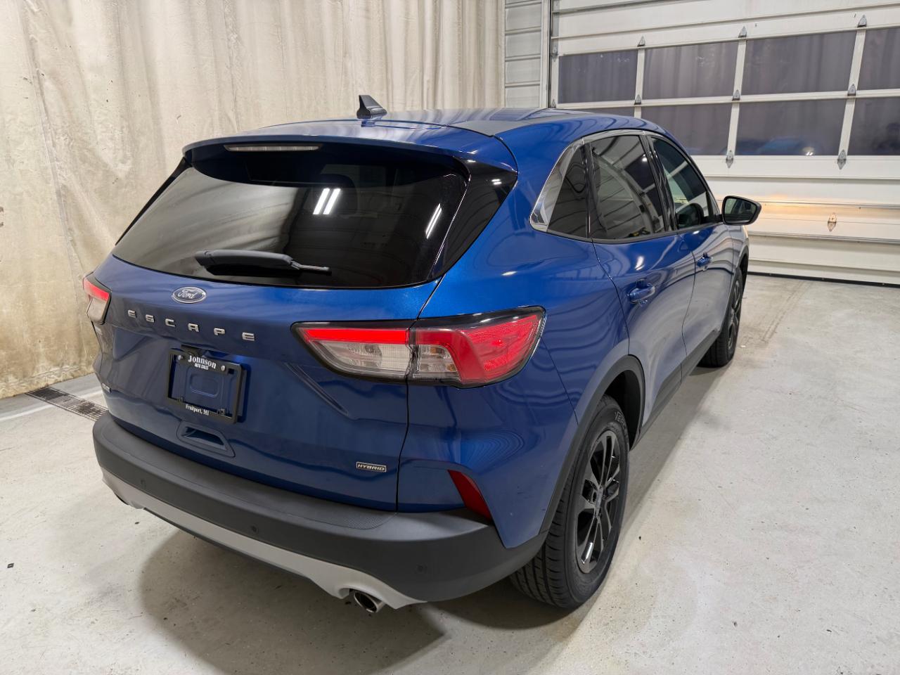 Ford Escape SE Hybrid FWD 2022