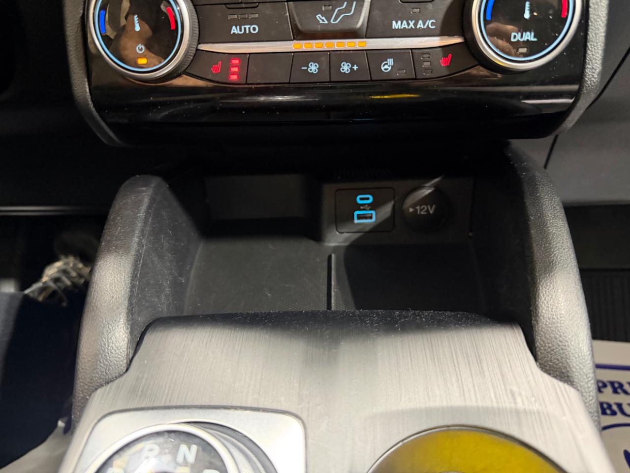 Ford Escape SE Hybrid FWD 2022