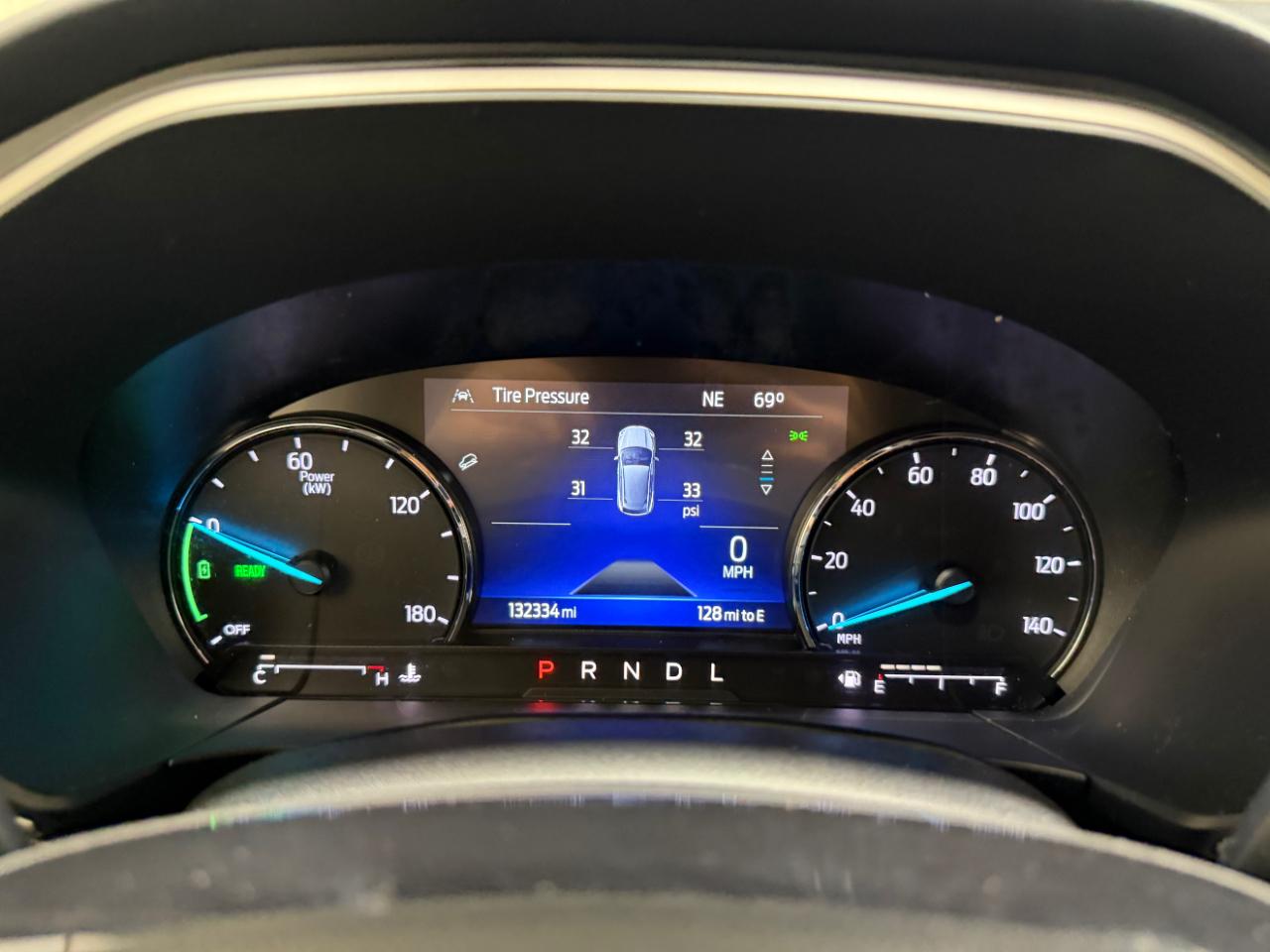 Ford Escape SE Hybrid FWD 2022