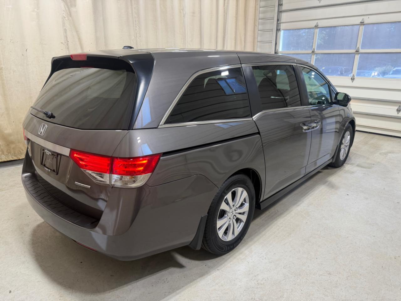 Honda Odyssey 5dr SE 2016