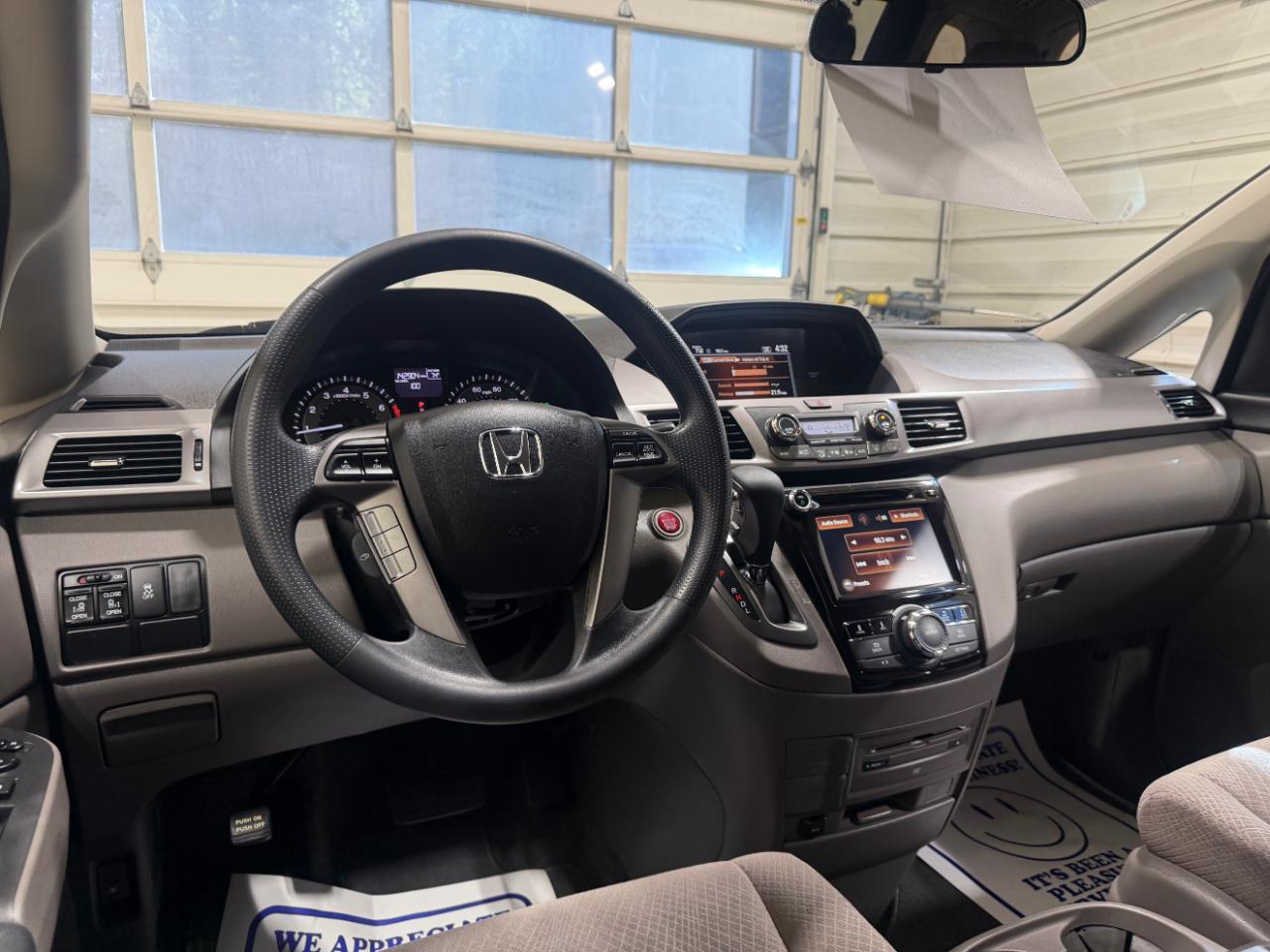 Honda Odyssey 5dr SE 2016