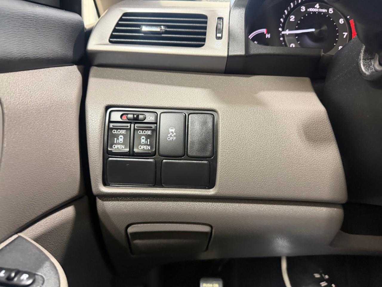 Honda Odyssey 5dr SE 2016