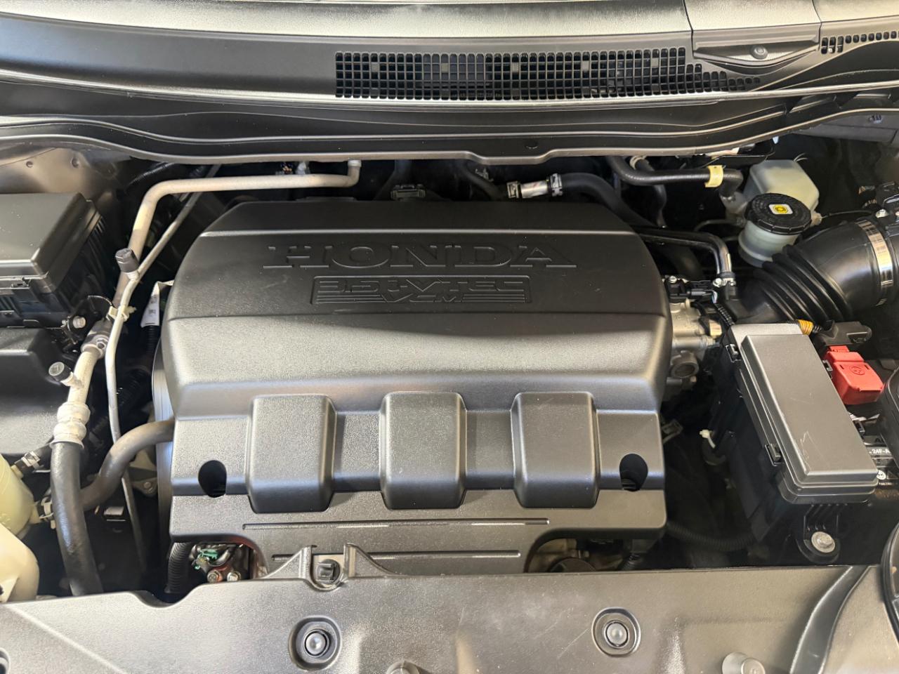 Honda Odyssey 5dr SE 2016