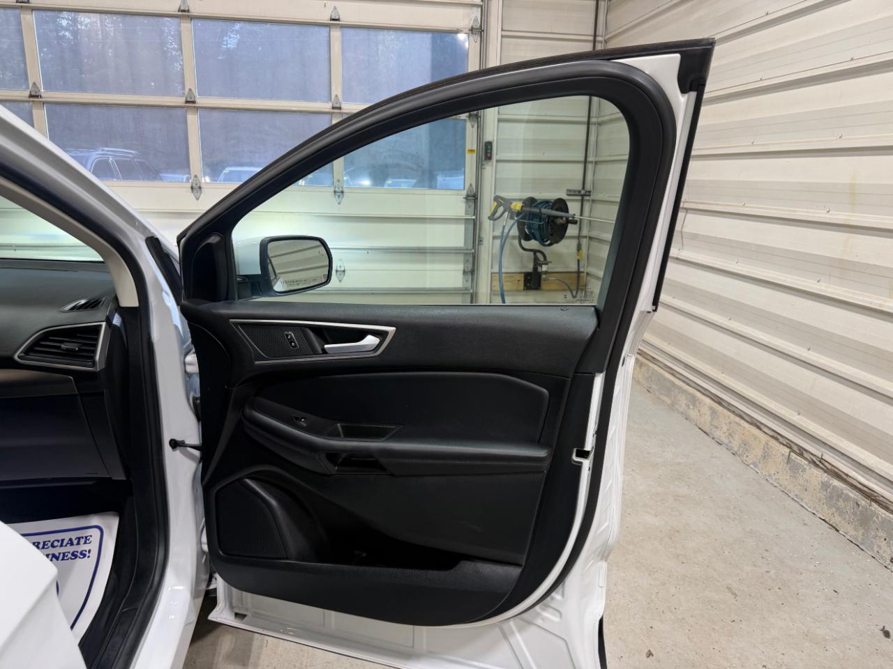 Ford Edge SEL AWD 2023