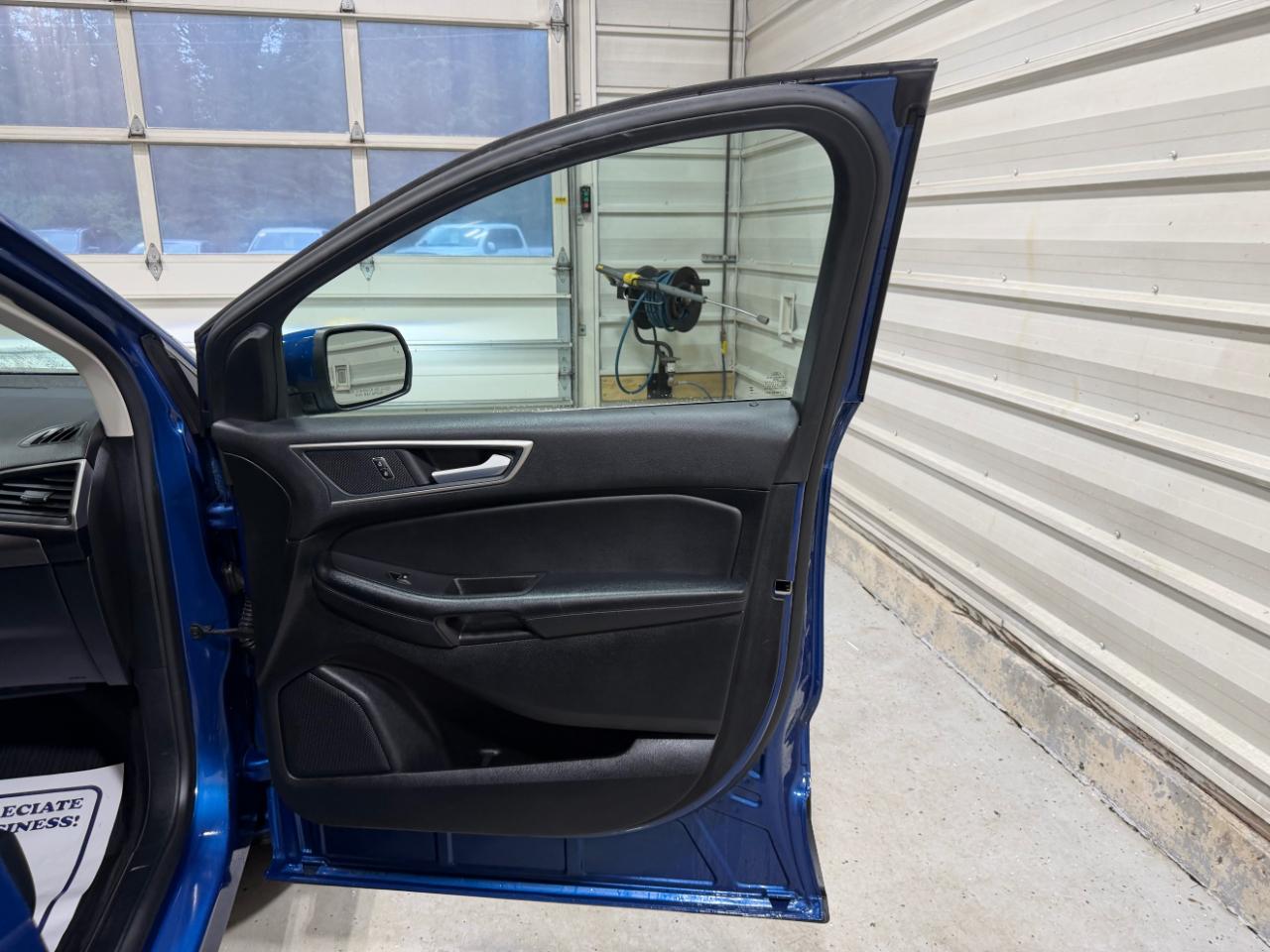 Ford Edge SEL AWD 2024