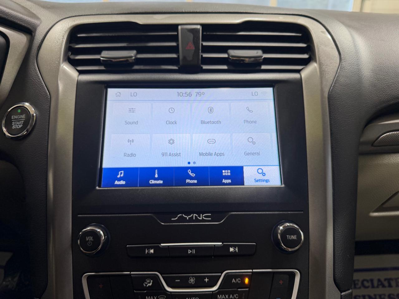 Ford Fusion SE FWD 2020