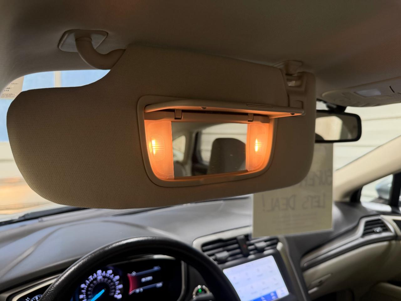 Ford Fusion SE FWD 2020