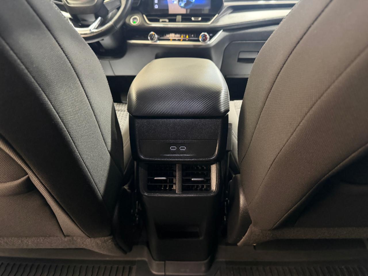 Chevrolet Equinox AWD 4dr LT w/2LT 2025