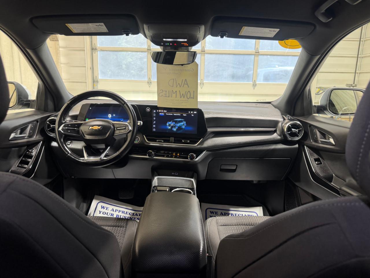 Chevrolet Equinox AWD 4dr LT w/2LT 2025