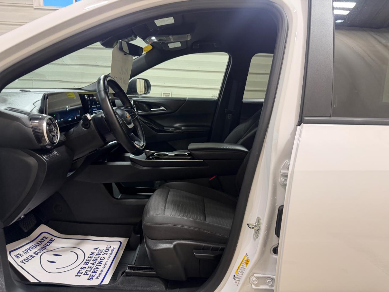 Chevrolet Equinox AWD 4dr LT w/2LT 2025