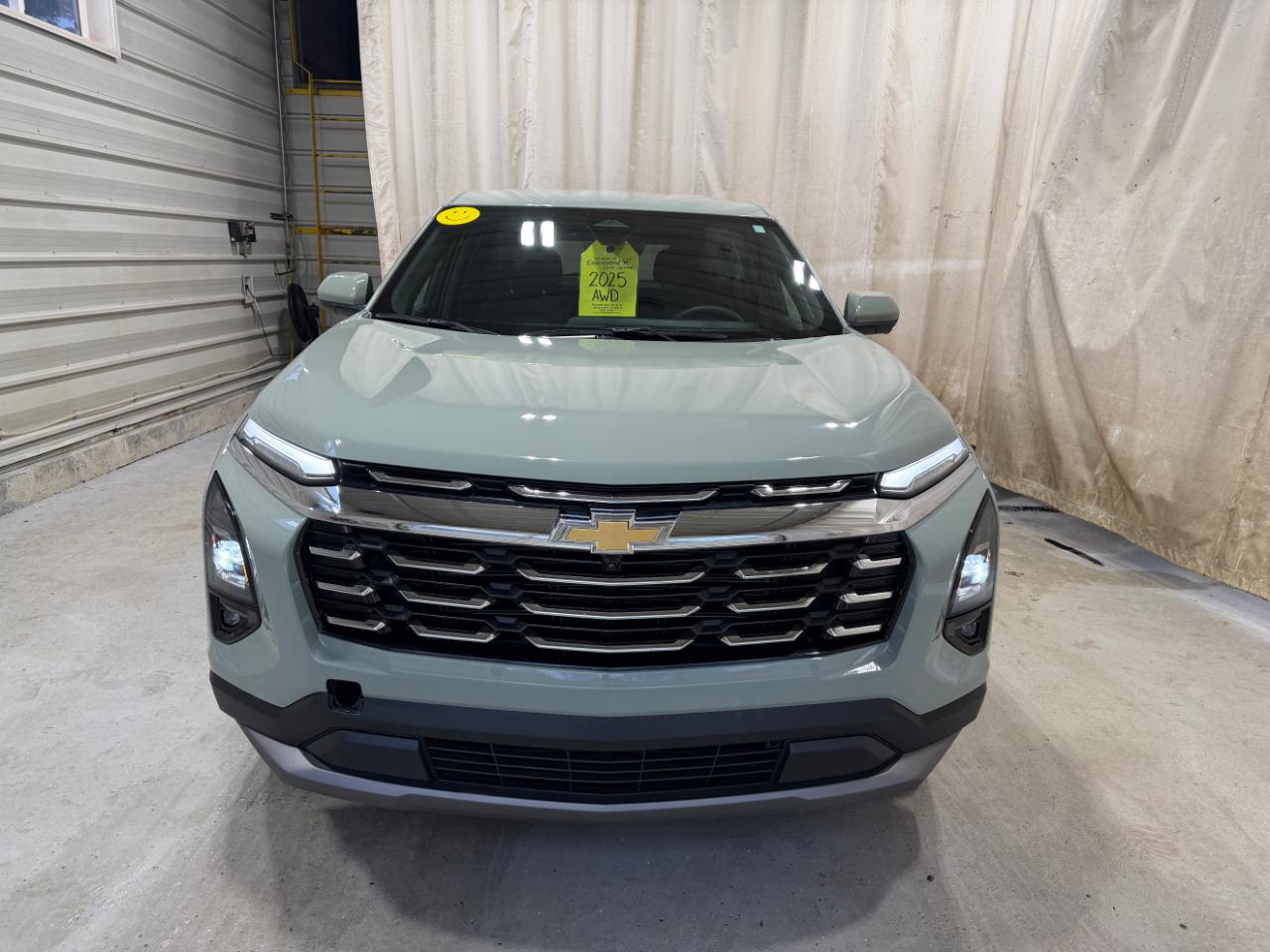 Chevrolet Equinox AWD 4dr LT w/2LT 2025
