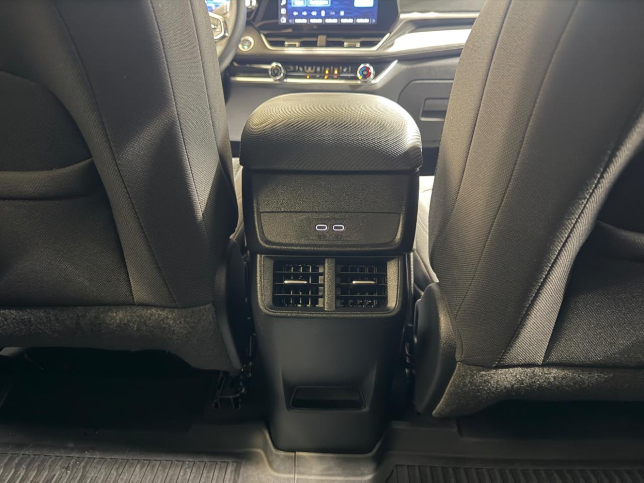 Chevrolet Equinox AWD 4dr LT w/2LT 2025