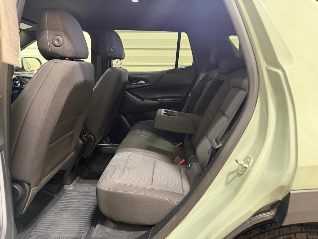 Chevrolet Equinox AWD 4dr LT w/2LT 2025