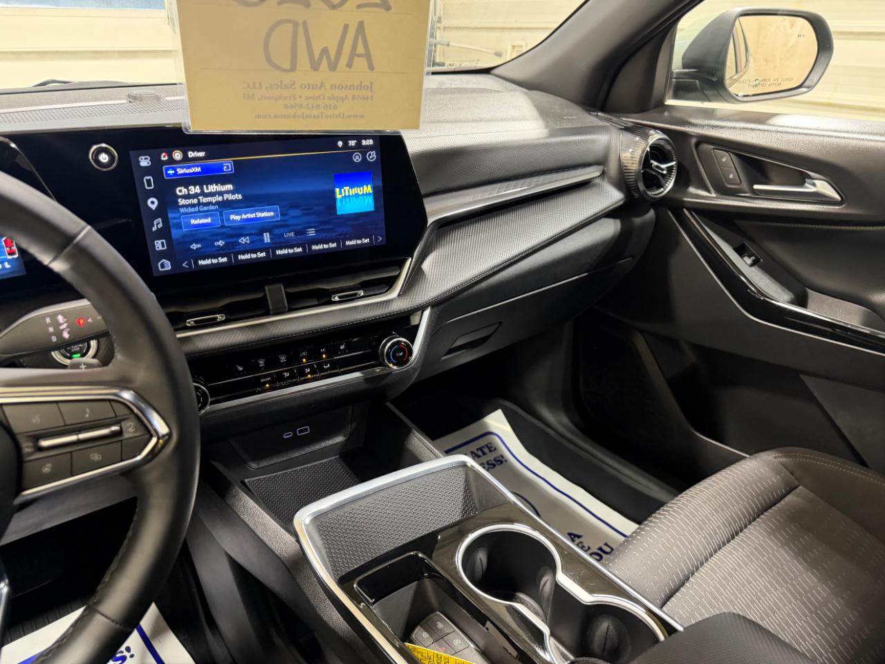Chevrolet Equinox AWD 4dr LT w/2LT 2025